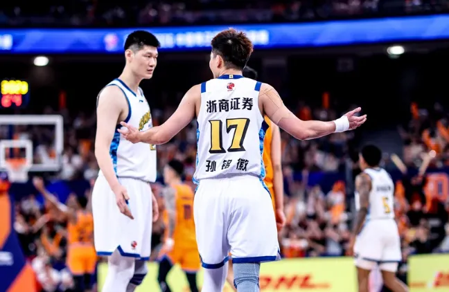 巴黎卖拉莫斯+李刚仁收入破亿，将求购阿克利乌什、迪奥曼德