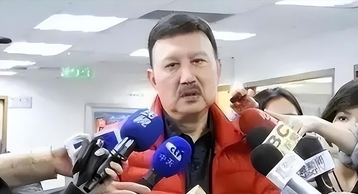 一生死敌!米尔纳加盟红军前获曼联邀请但他是利兹球迷所以拒绝