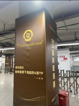 54岁齐达内法国首训:亲自喂饼!将重塑姆巴佩角色 全队鼓掌